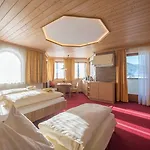 Harmls Aparthotel 3*