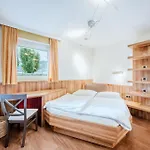 Aparthotel Harmls 3*