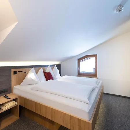 Harmls Ξενοδοχείο με διαμερίσματα 3*