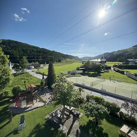 Aparthotel Harmls Flachau