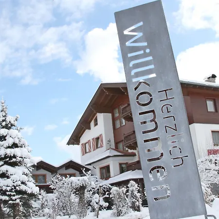 Harmls 3* Flachau