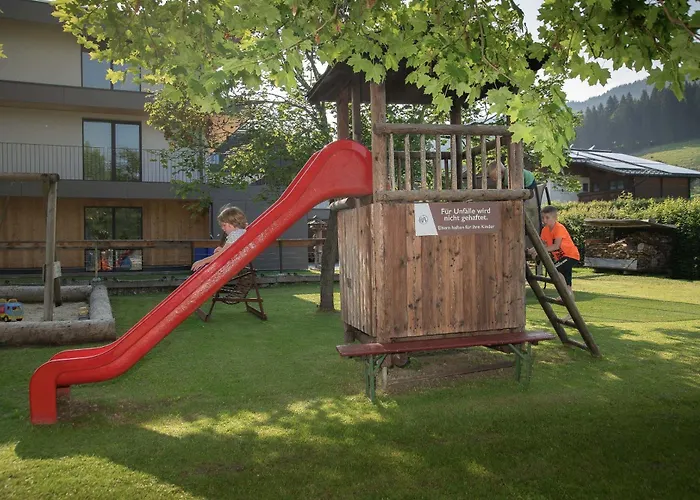 Apartmanhotel Harmls 3*