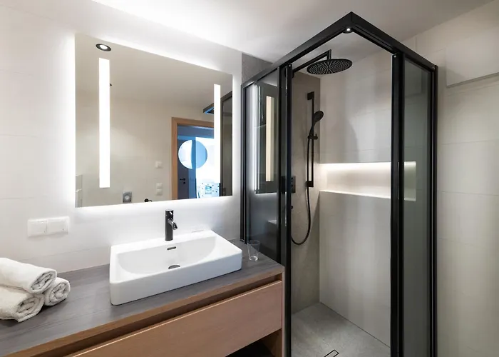 Harmls Aparthotel 3*